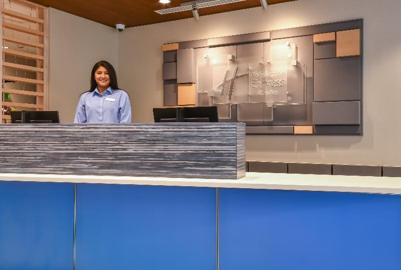 Holiday Inn Express & Suites Charlotte - Ballantyne By Ihg Εξωτερικό φωτογραφία