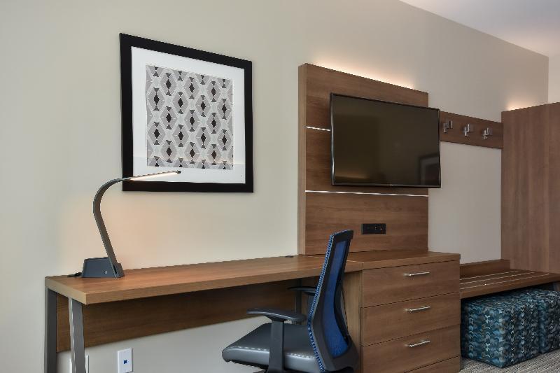 Holiday Inn Express & Suites Charlotte - Ballantyne By Ihg Εξωτερικό φωτογραφία